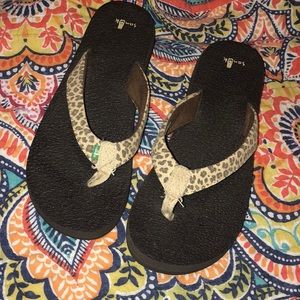 Sanuk flip flops